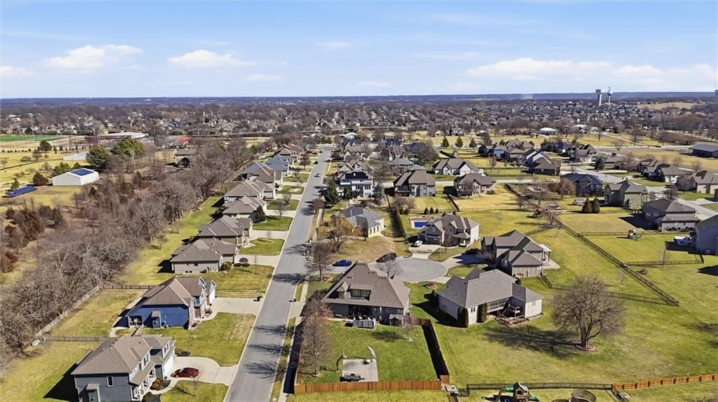 401 SE Hackamore Court — photo 51