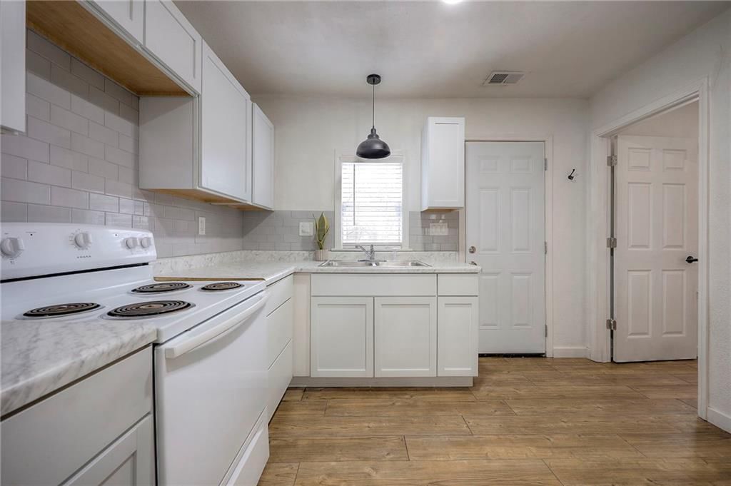 410 Smith Street — photo 7