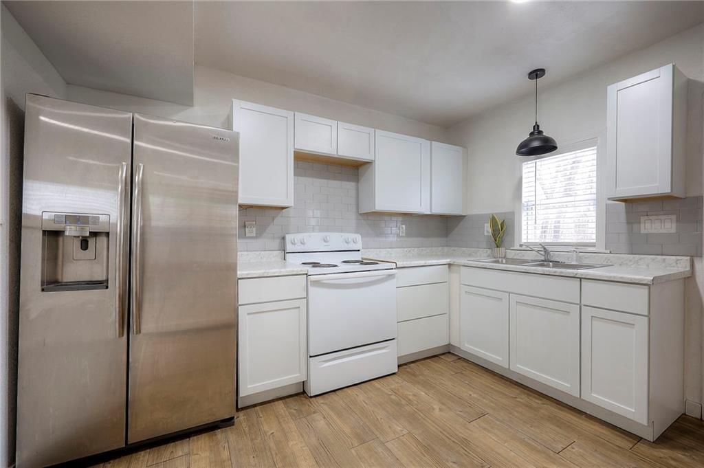 410 Smith Street — photo 9