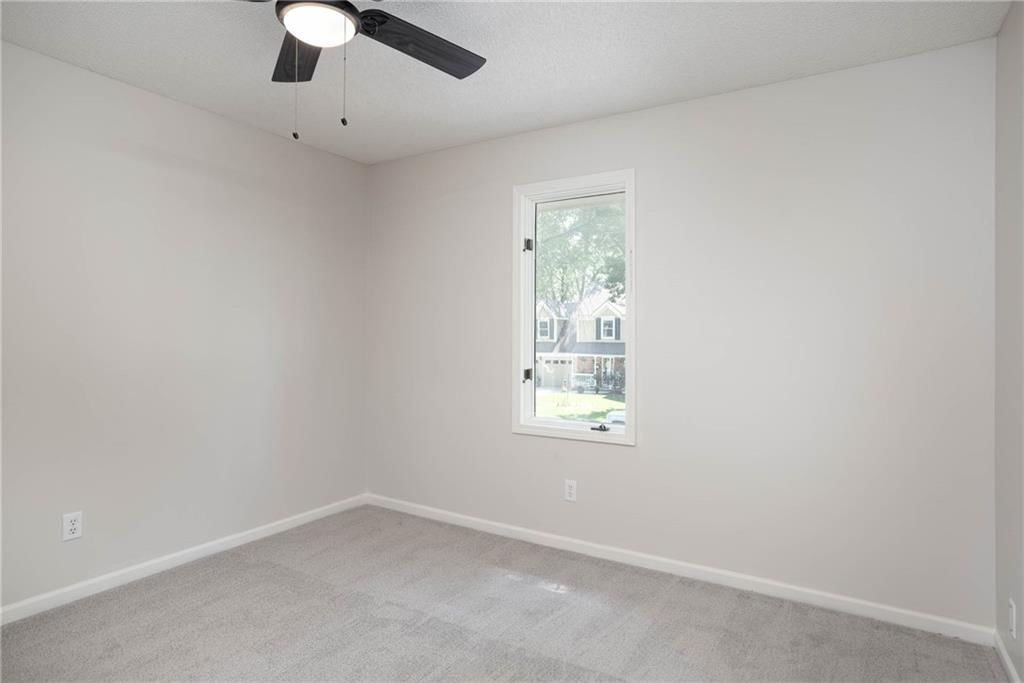 9627 N Wayne Avenue — photo 15