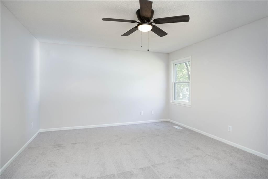 9627 N Wayne Avenue — photo 30