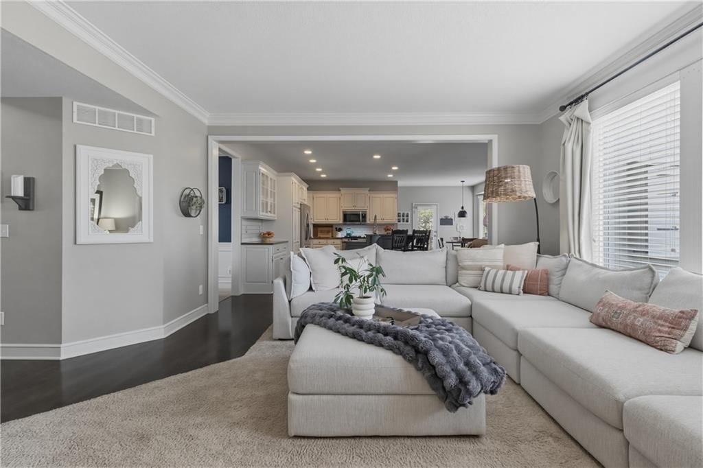 16101 Birch Street — photo 10