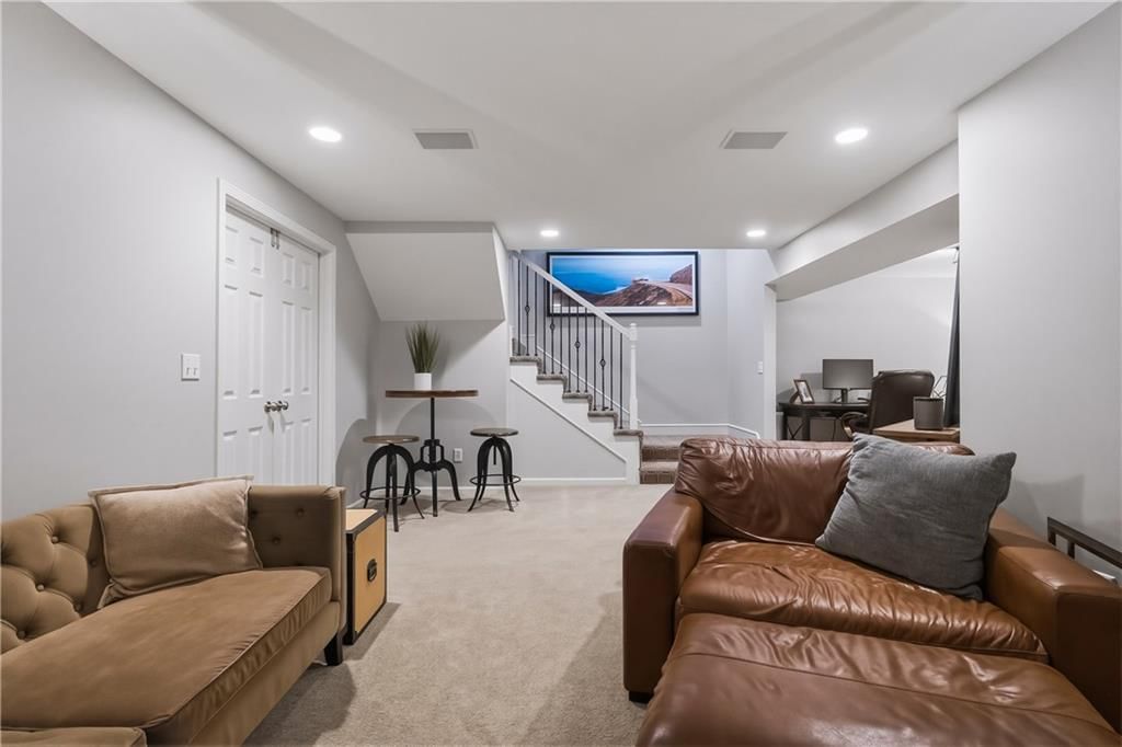 16101 Birch Street — photo 32