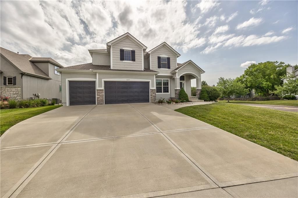 14017 HASKINS Street, Overland Park, KS