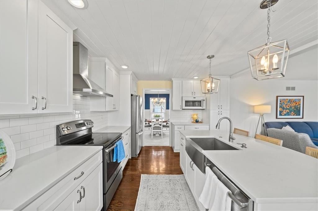 9101 ENGLAND Street — photo 7