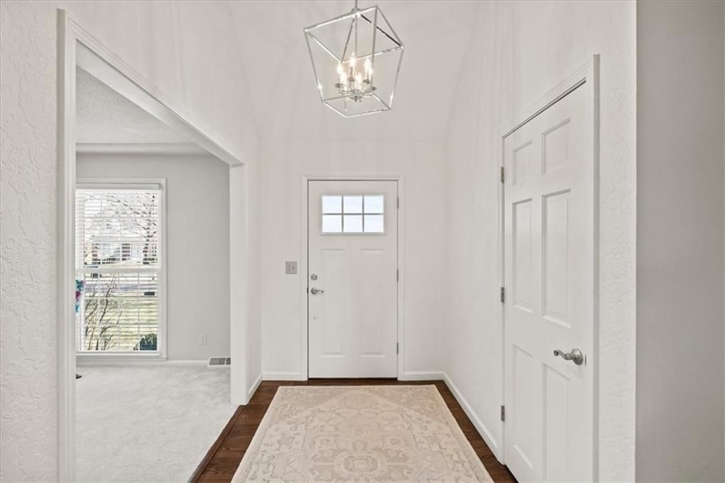 9101 ENGLAND Street — photo 14