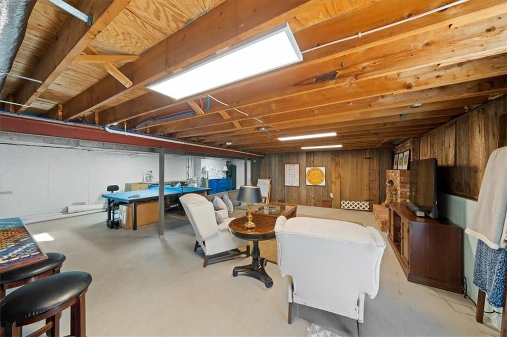 9101 ENGLAND Street — photo 30