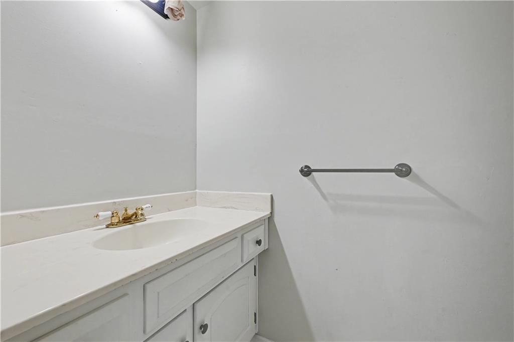 12209 Aberdeen Road — photo 17