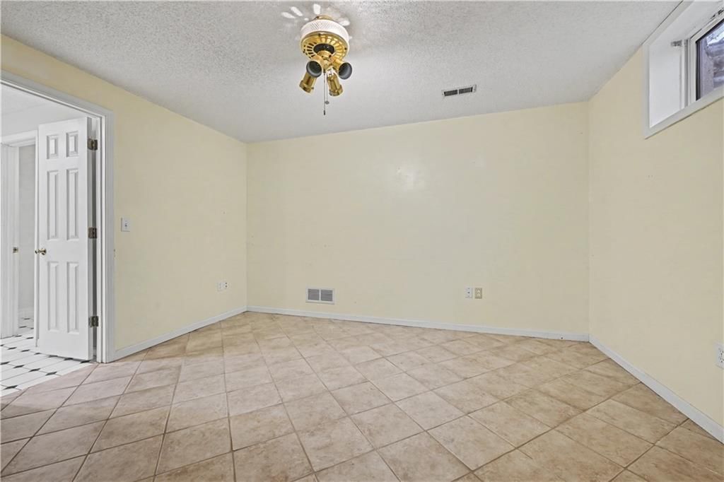 12209 Aberdeen Road — photo 36