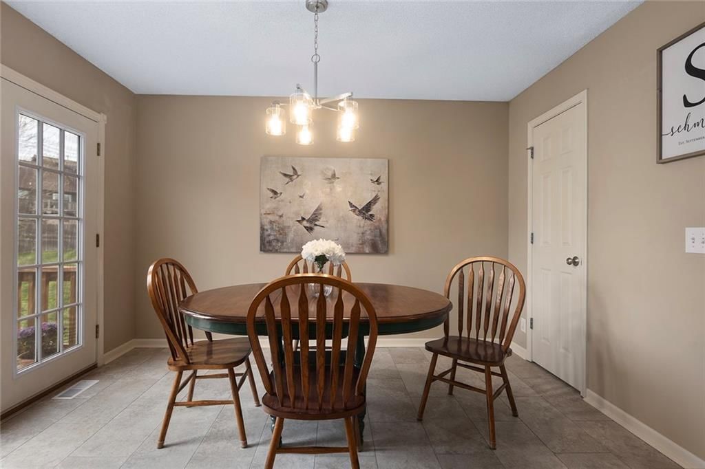 11235 N Belleview Avenue — photo 14