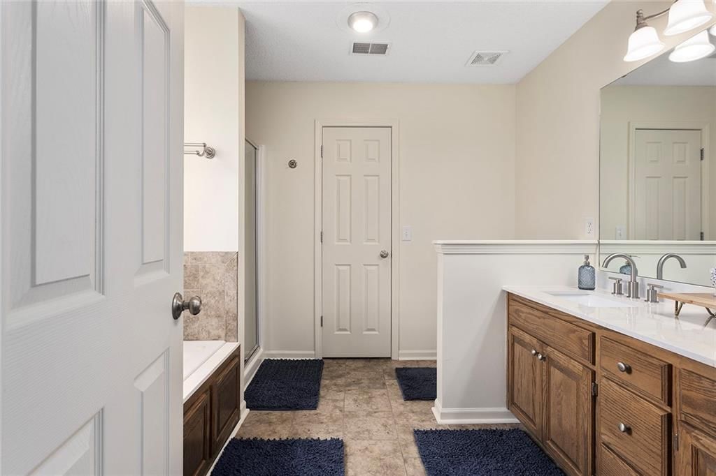 11235 N Belleview Avenue — photo 28