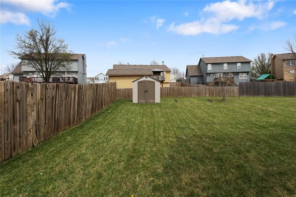 11235 N Belleview Avenue — photo 40