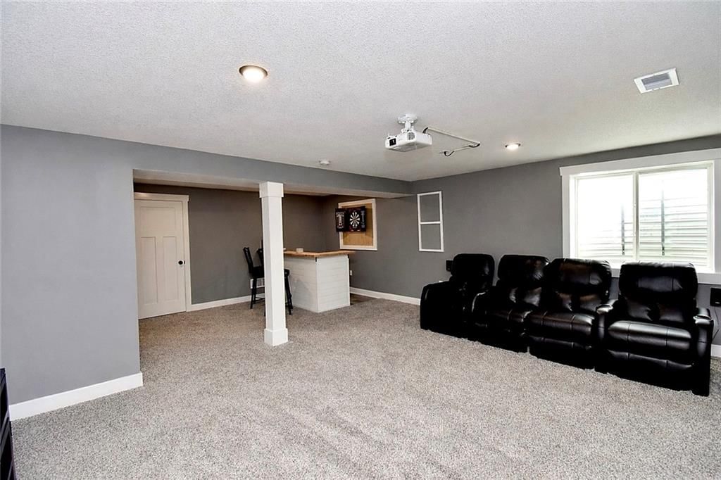9858 N Smalley Avenue — photo 28