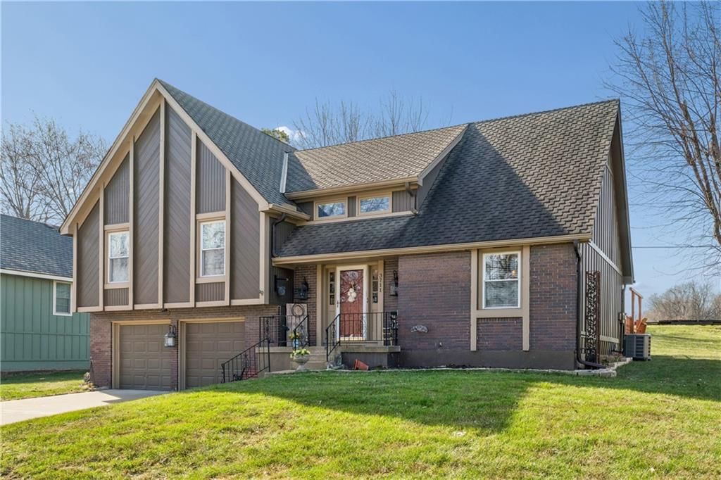 3711 NE Beechwood Drive — photo 3