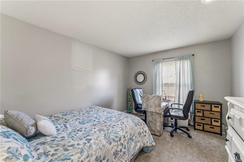 3711 NE Beechwood Drive — photo 32