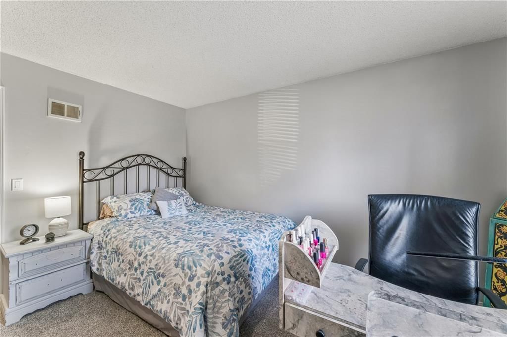 3711 NE Beechwood Drive — photo 33