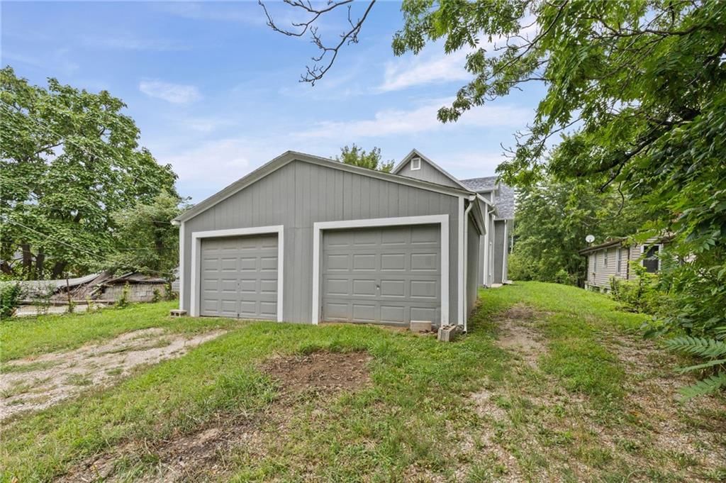 751 Stewart Avenue — photo 27