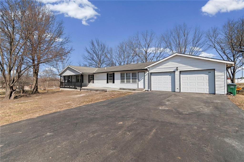 700 Harr Grove Road — photo 3