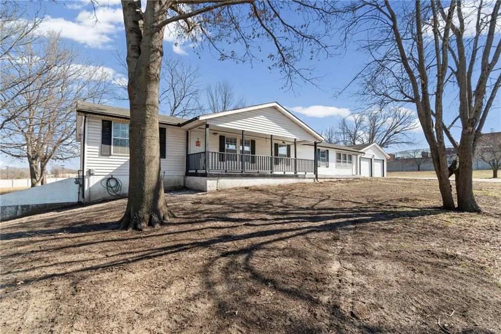700 Harr Grove Road — photo 4