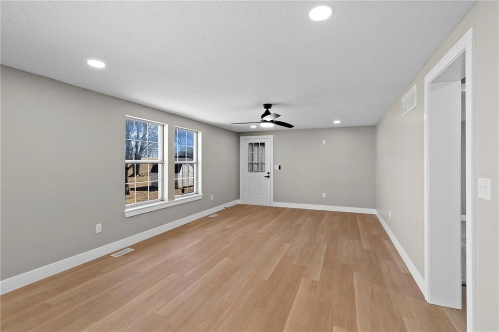 700 Harr Grove Road — photo 9