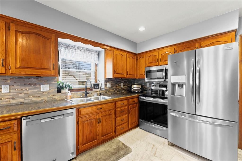1611 NE Duchess Drive — photo 11