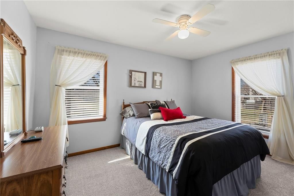 1611 NE Duchess Drive — photo 17