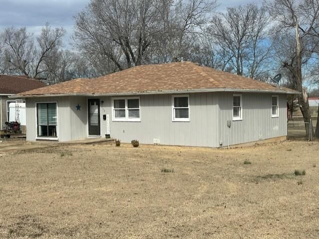 715 E National Avenue — photo 2