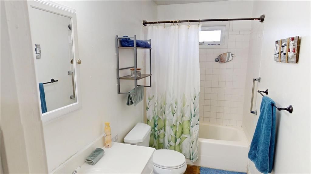 715 E National Avenue — photo 11