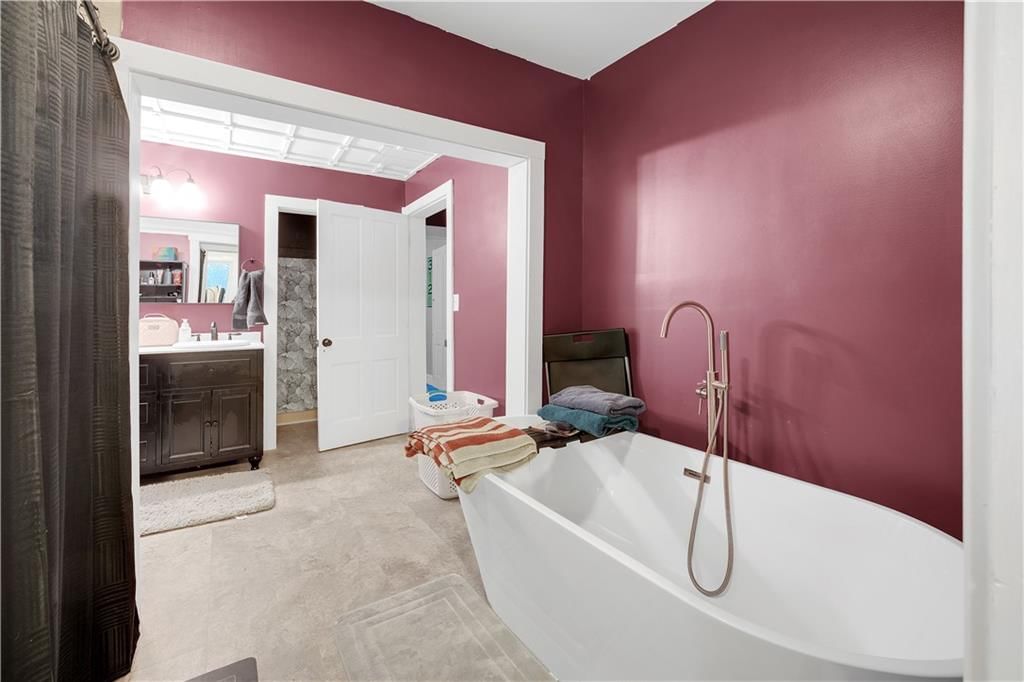 121 W North Street — photo 38