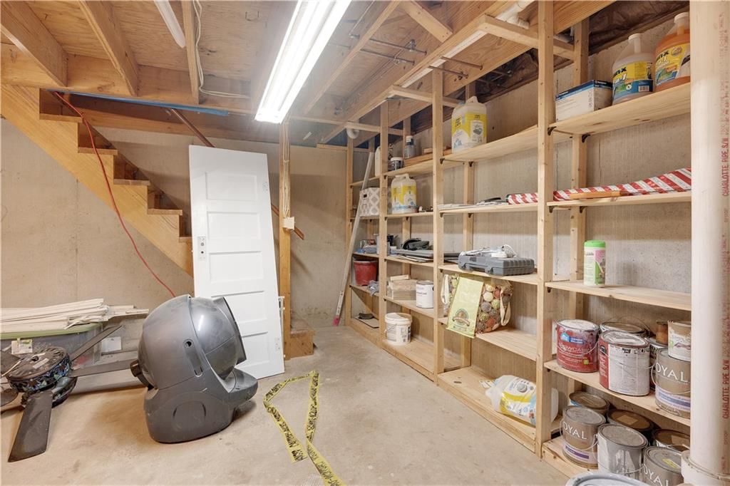 121 W North Street — photo 48