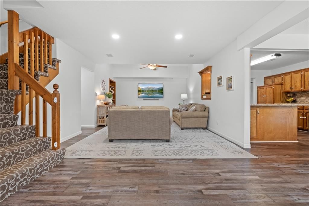 720 Sandpiper Street — photo 24