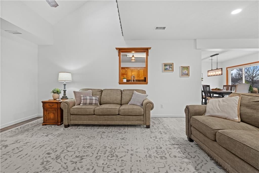720 Sandpiper Street — photo 28