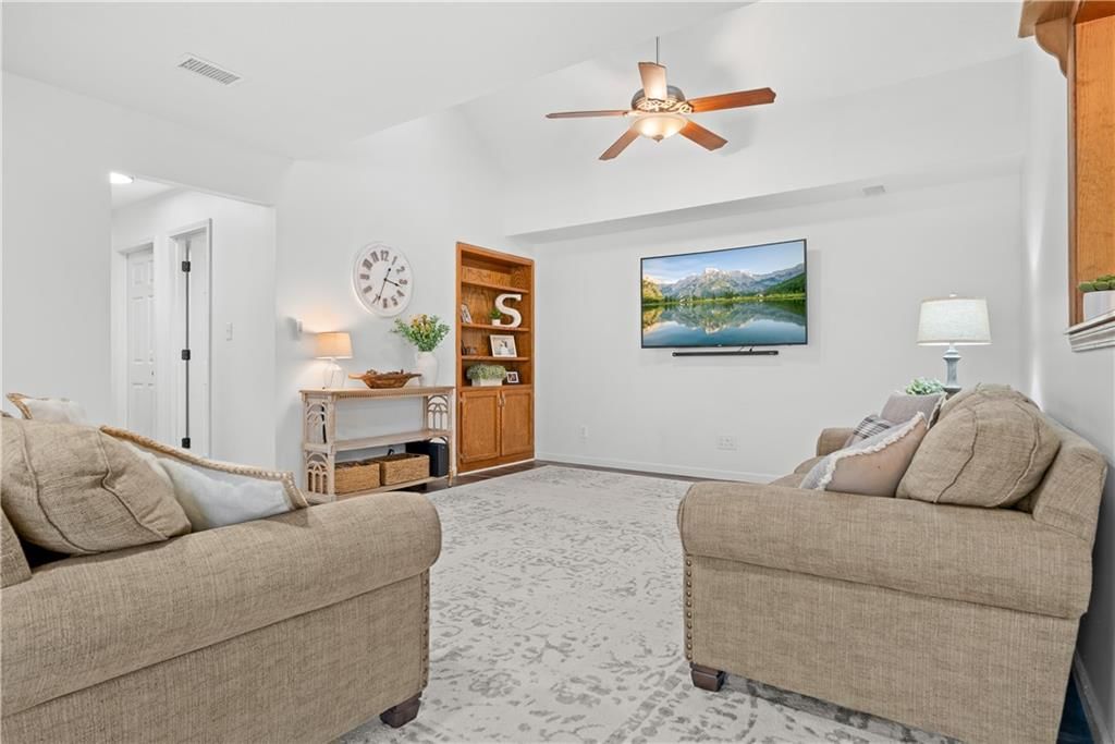720 Sandpiper Street — photo 30