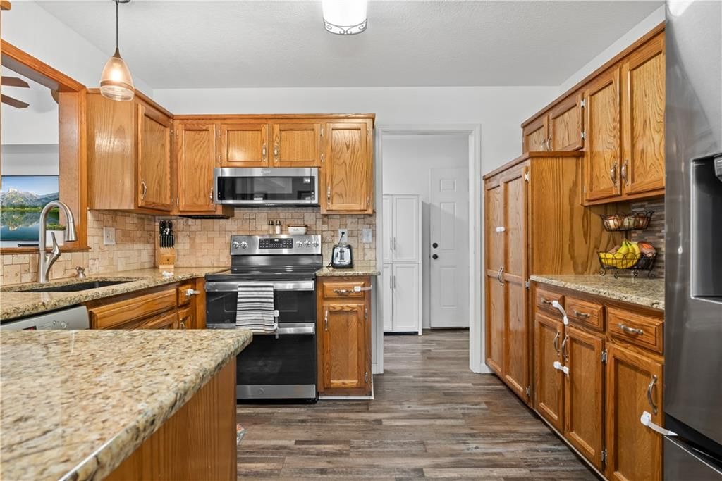 720 Sandpiper Street — photo 32