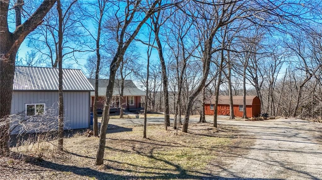 611 Jones Street — photo 1