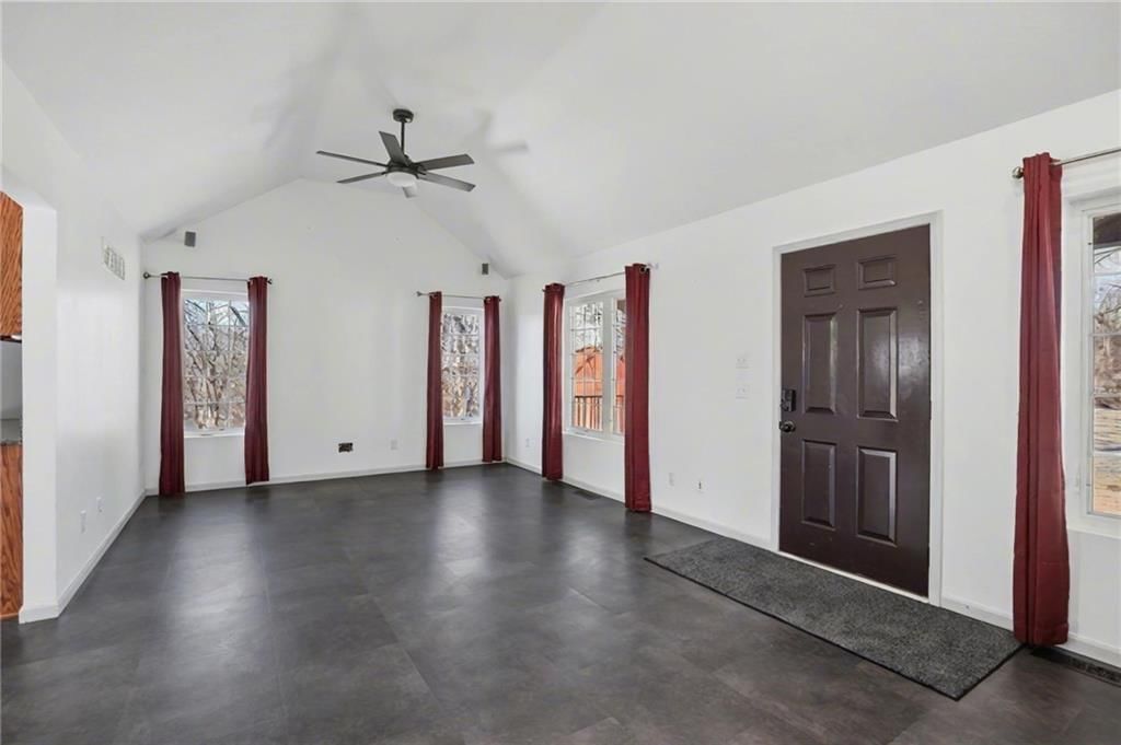 611 Jones Street — photo 11