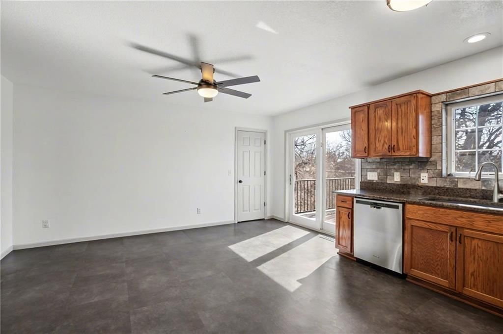 611 Jones Street — photo 18