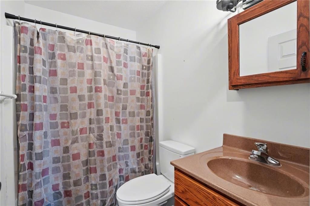 611 Jones Street — photo 20