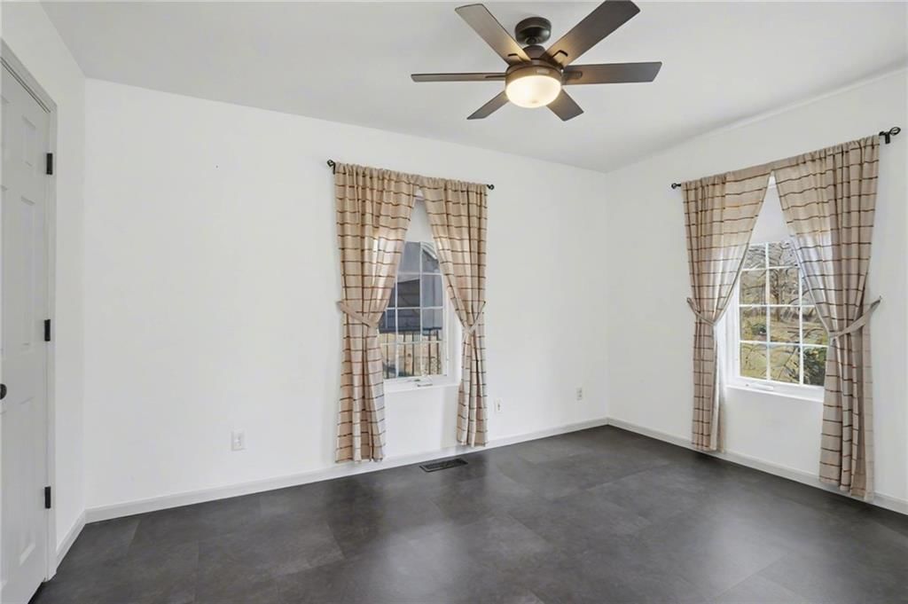 611 Jones Street — photo 22