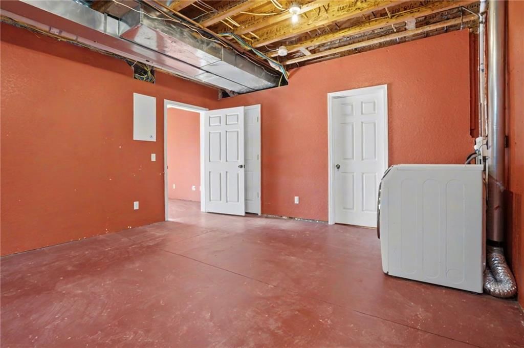 611 Jones Street — photo 31