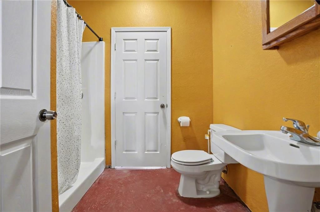 611 Jones Street — photo 33