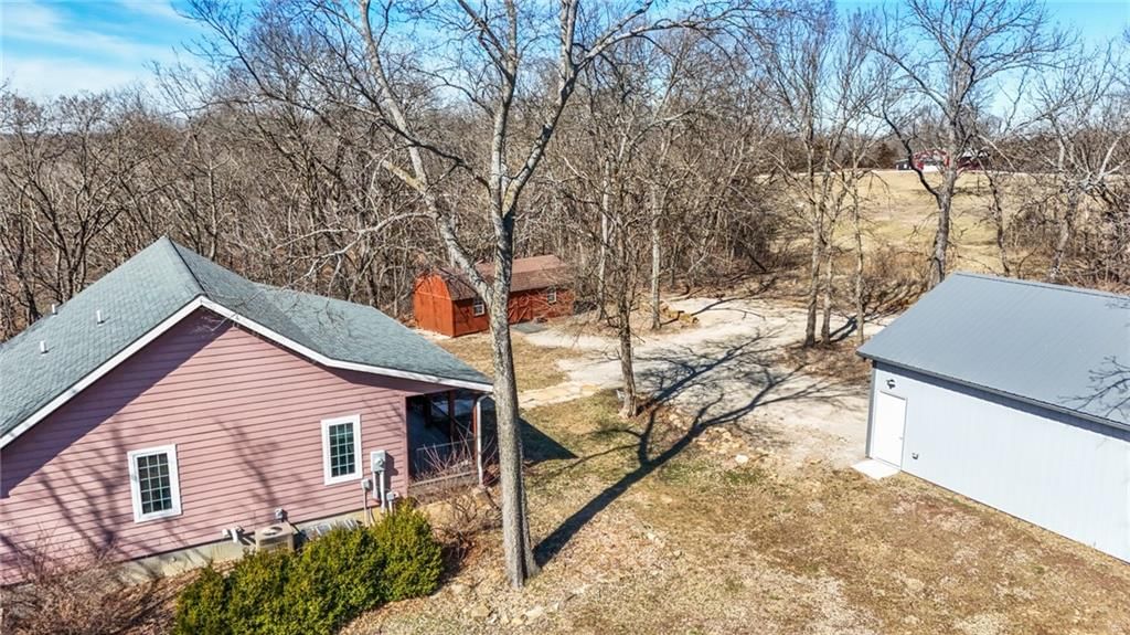 611 Jones Street — photo 52