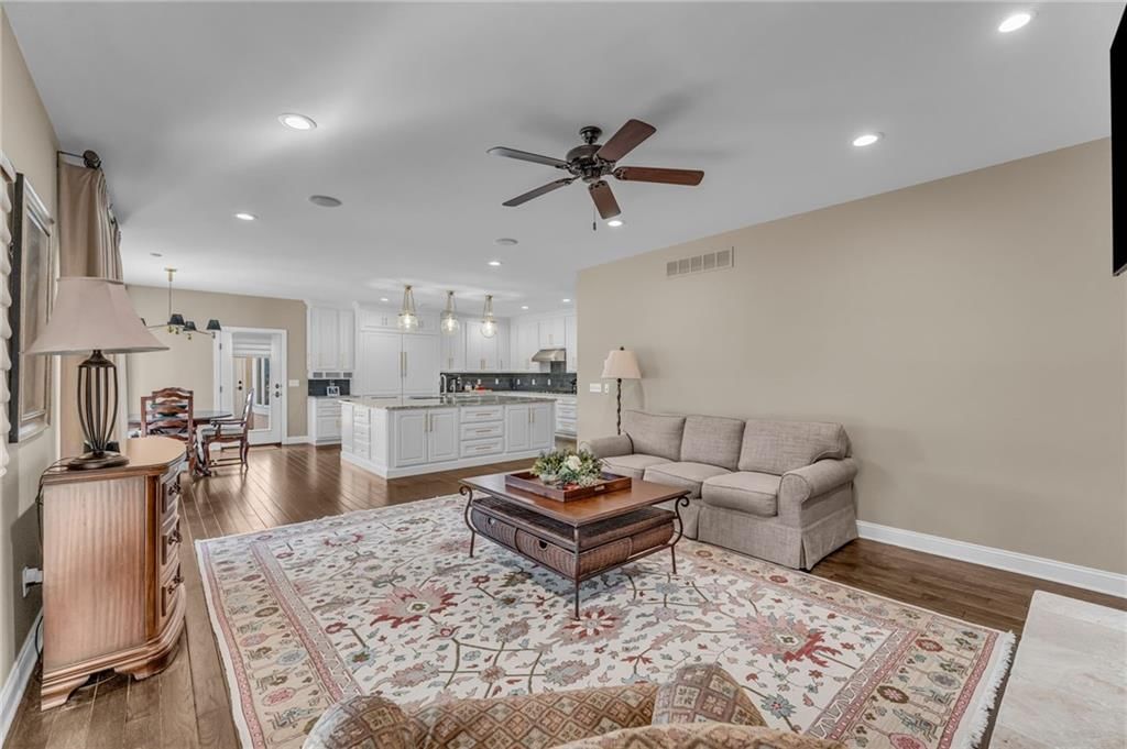 1727 Lake Alvamar Drive — photo 14