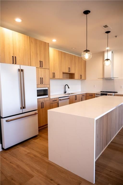2940 Baltimore Avenue — photo 3