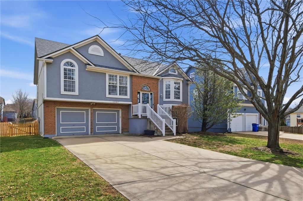 12187 S Troost Street — photo 2