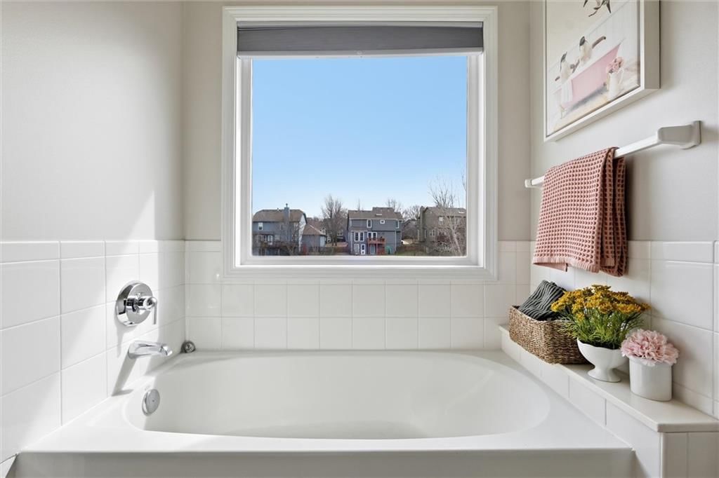 12187 S Troost Street — photo 19