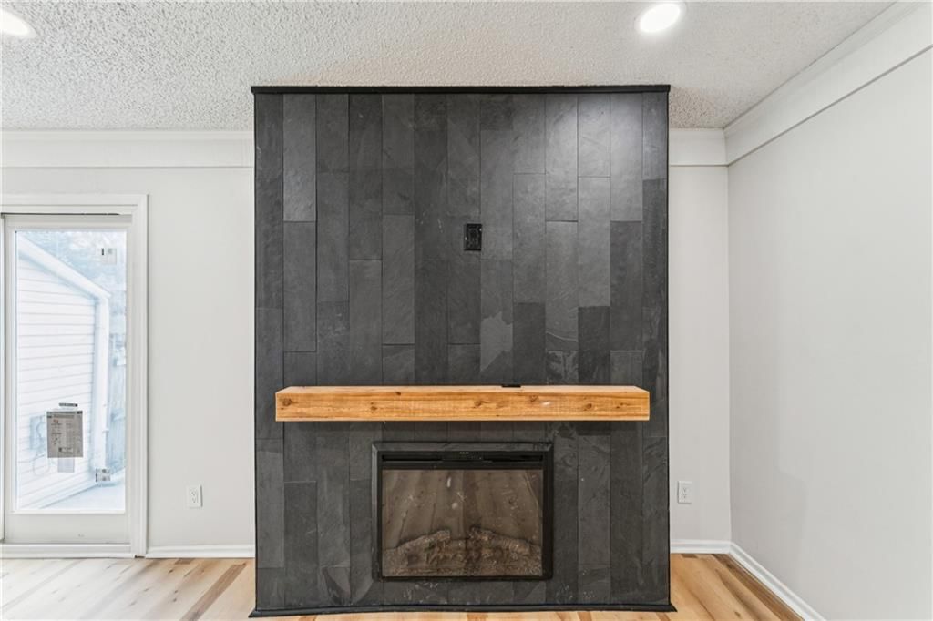 5923 Ridgeway Avenue — photo 10