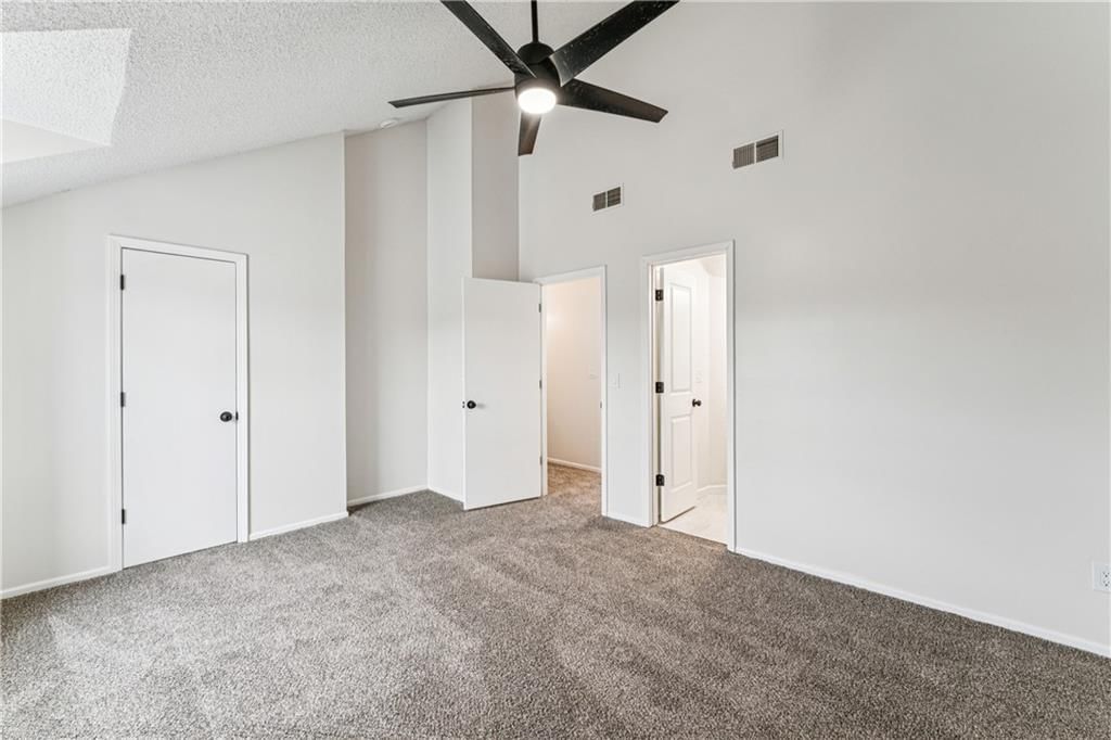 5923 Ridgeway Avenue — photo 22