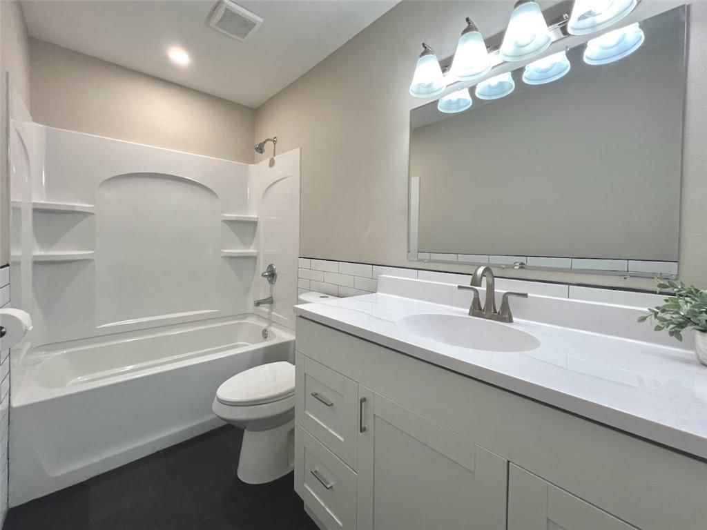 2414-16 Jasu Drive — photo 16