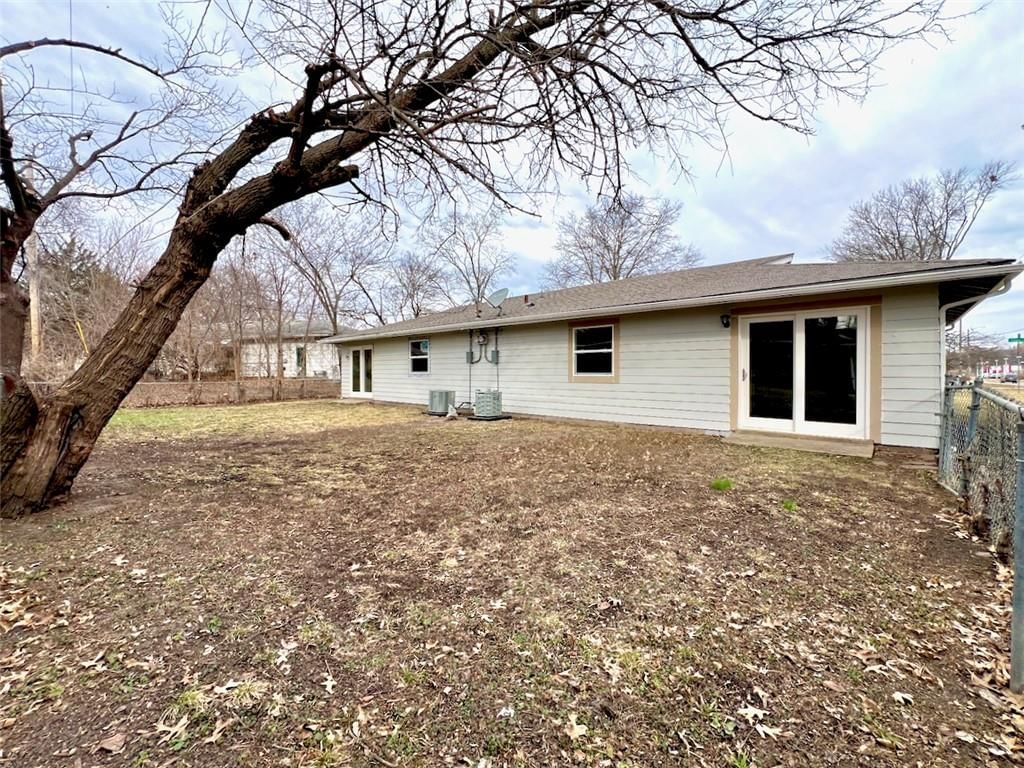 2414-16 Jasu Drive — photo 22